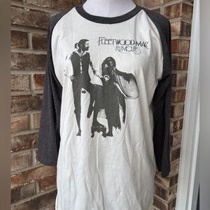 Early 2000s Fleetwood Mac Concert Style Shirt